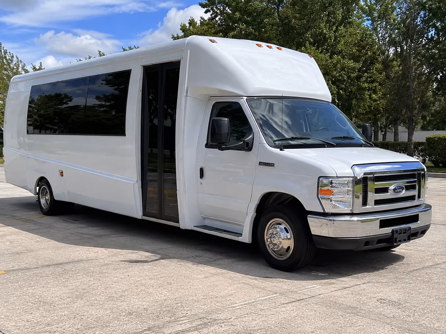Cupertino Birthday, Sweet 16, & Quinceañera Party Bus Rentals