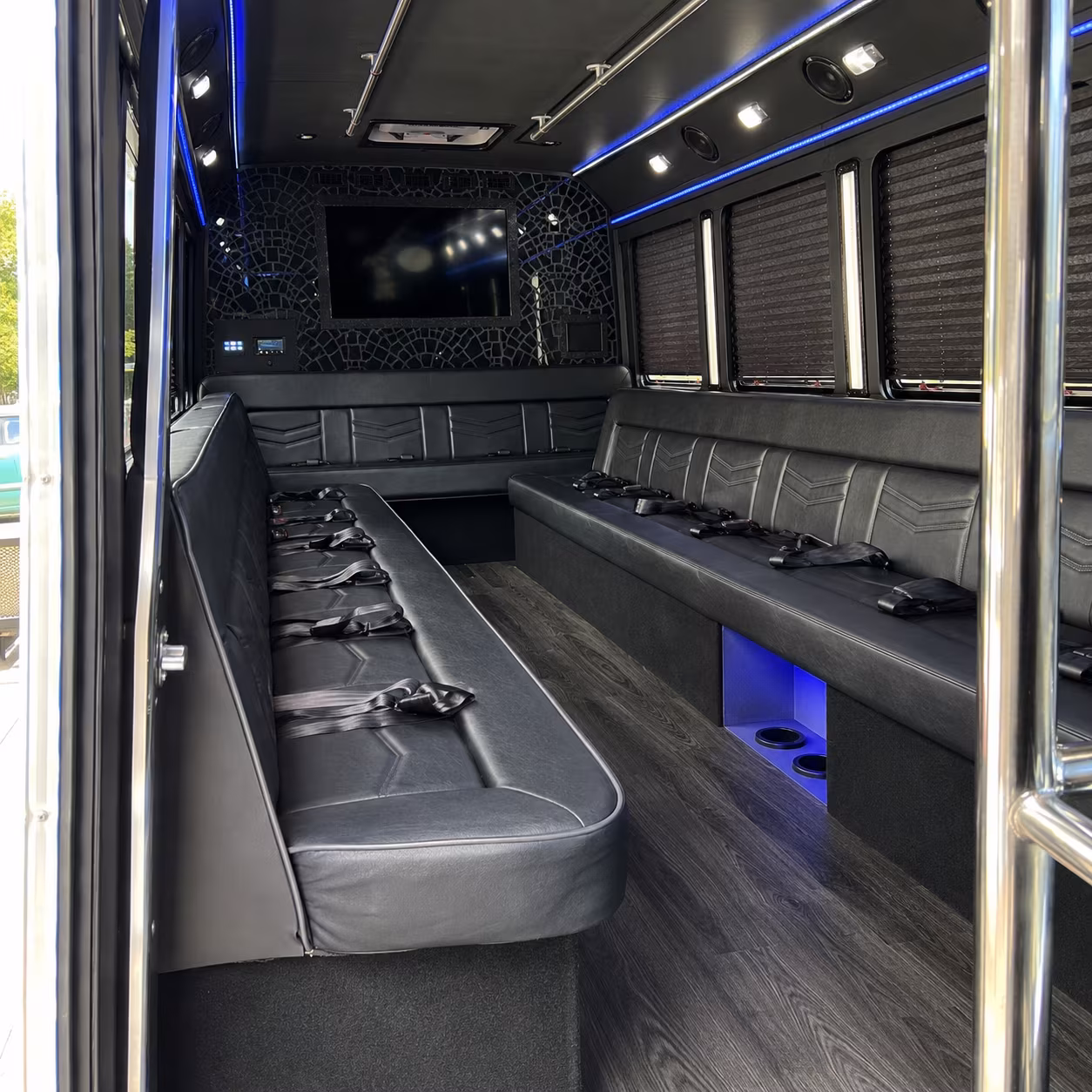 San Jose Birthday, Sweet 16, & Quinceañera Party Bus Rentals