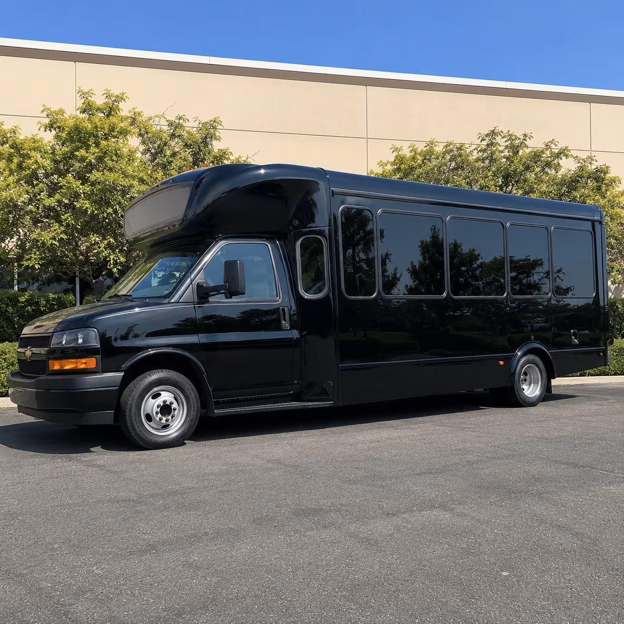 San Mateo Homecoming & Prom Party Bus Rentals