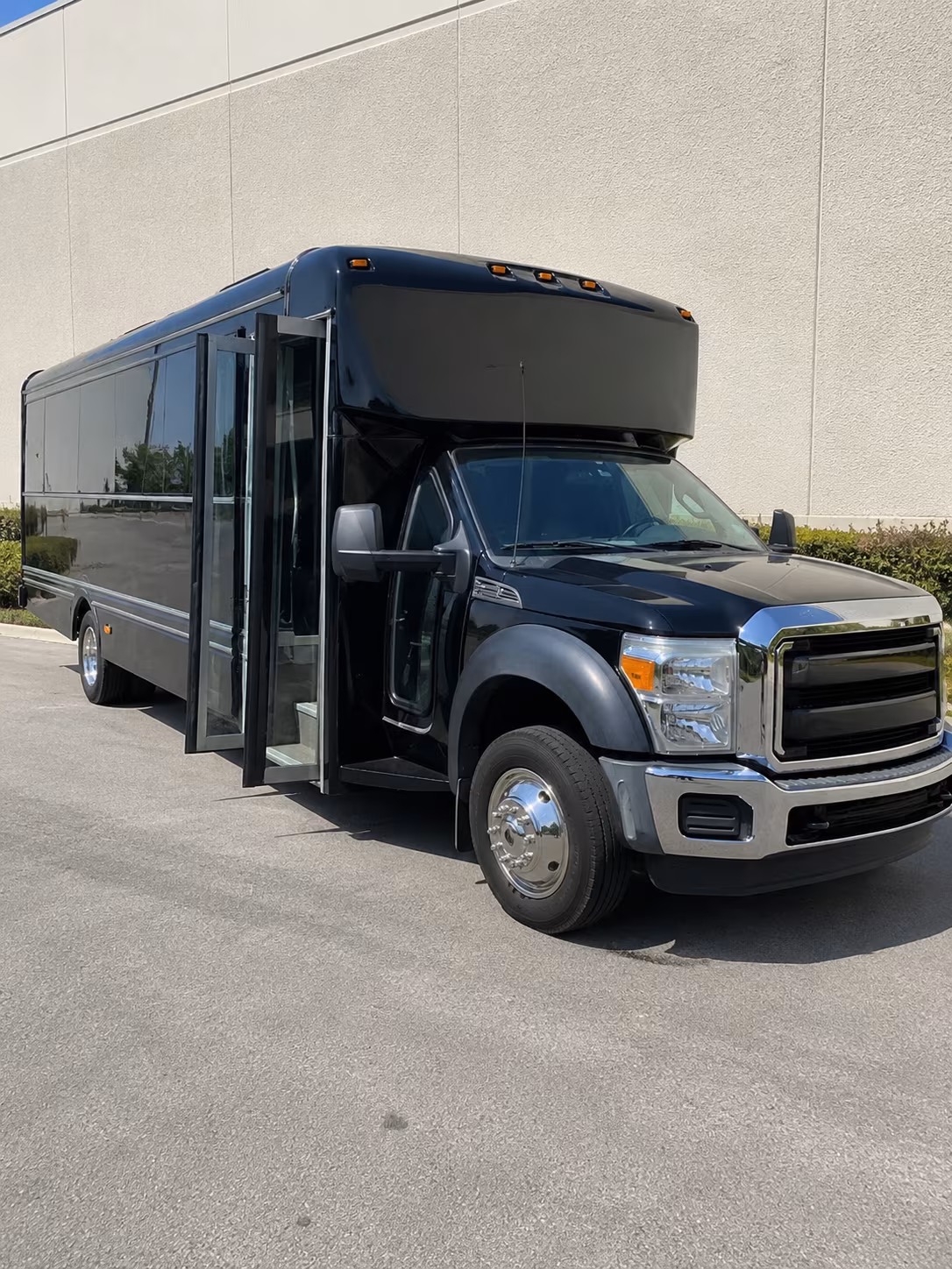 Santa Clara Homecoming & Prom Party Bus Rentals