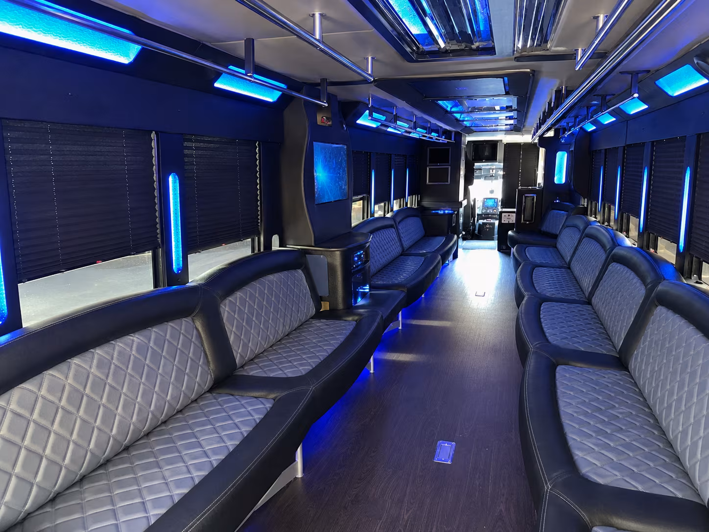 Sunnyvale Birthday, Sweet 16, & Quinceañera Transportation party bus exterior