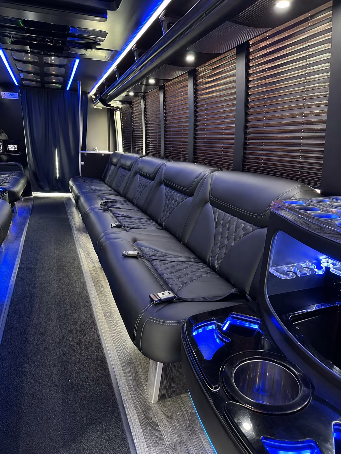 Sunnyvale Birthday, Sweet 16, & Quinceañera Transportation onboard seating